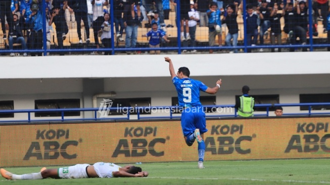 Ada Cerita Sedih di Selebrasi Ezra Walian saat Persib Bandung Gebuk Persikabo