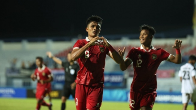Timnas Indonesia U-24 Compang-Campin! Usai Ramadhan Sananta, Giliran Beckham Putra dan Kadek Arel Terancam Tak Ikut