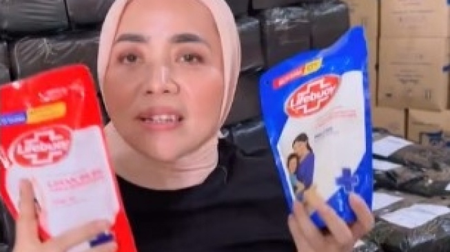 Dagangan Laris Muzdalifah di TikTok (TikTok/@muzdalifahnurahma)