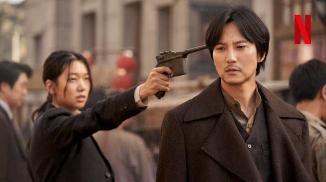 Potret Kim Nam Gil di Song of the Bandits (Instagram/@netflixkcontent) 