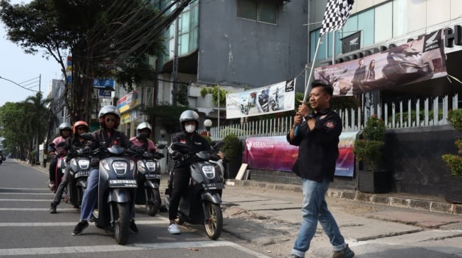 Nikmati Akhir Pekan, Komunitas Genio Motoran Seru Bersama Wahana