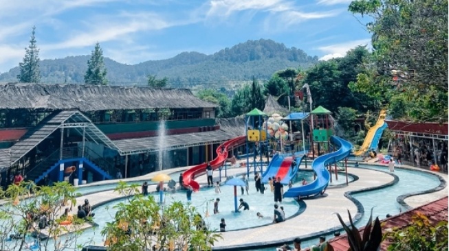 Kunjungi Barusen Hills, Tempat Berenang hingga Camping Seru di Ciwidey