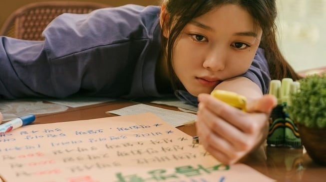 Film Terbaru Kim Yoo Jung (Instagram/@netflixkcontent)