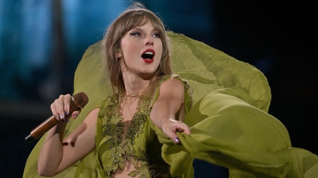 10 Pesona Taylor Swift, Dirumorkan Pacaran dengan Travis Kelce Atlet NFL