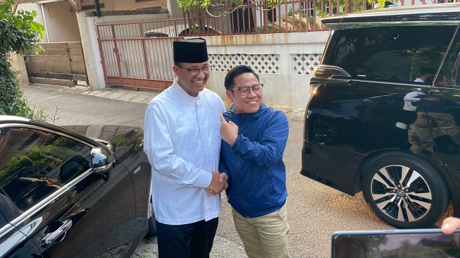 Anies dan Cak Imin Pemotretan, Gonta-ganti Baju Hingga Makan Mie Kocok Bareng