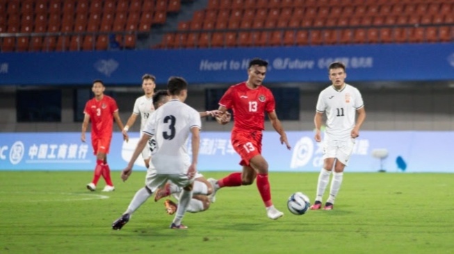 BRI Liga 1: Ternyata ini Cedera Rachmat Irianto Hingga Tak Masuk Skuad Timnas Indonesia untuk Piala Asia 2023