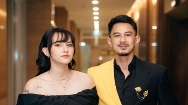 Fandy Christian dan Dahlia Poland kembali mesra di depan publik (Instagram/fandych)