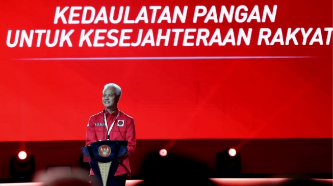 Bakal Lanjutkan Pondasi Ekonomi yang Dibangun Jokowi, Ganjar Janji Bakal Gaspol Bawa Indonesia Emas