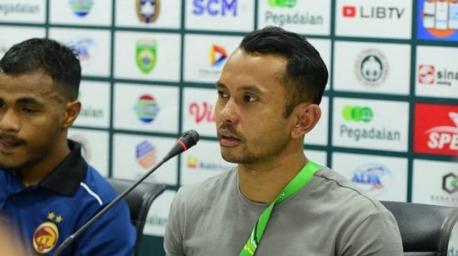 Reaksi Coach Yoyo Diteriaki 'Out' Setelah Sriwijaya FC Hanya Imbang Lawan Semen Padang FC