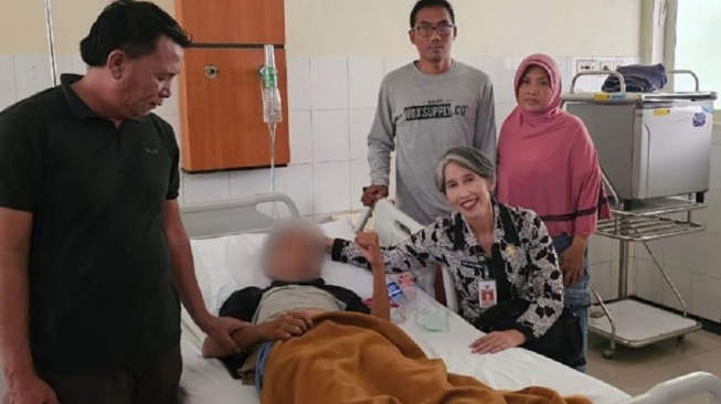 Dikunjungi Pj Bupati Cilacap, Korban Bullying SMP Cimanggu Sudah Bisa Tertawa Lagi