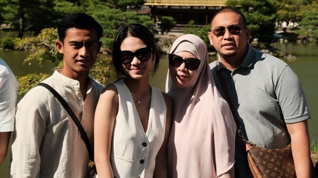 Potret Pratama Arhan dan Azizah Salsha Dikunjungi Andre Rosiade (Instagram/@andre_rosiade)