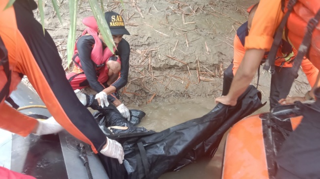 Duka Menyelimuti Keluarga, Ahmad Kanki Bahsin Meninggal Usai Hanyut di Aliran Kali Cisadane