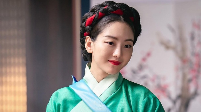  Pesona Cho Yi Hyun di The Matchmakers (Instagram/@kbsdrama) 