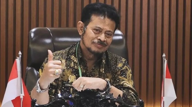 Begini Ekspresi Mentan Syahrul Yasin Limpo Saat Ngantor Lagi Setelah "Ngilang"