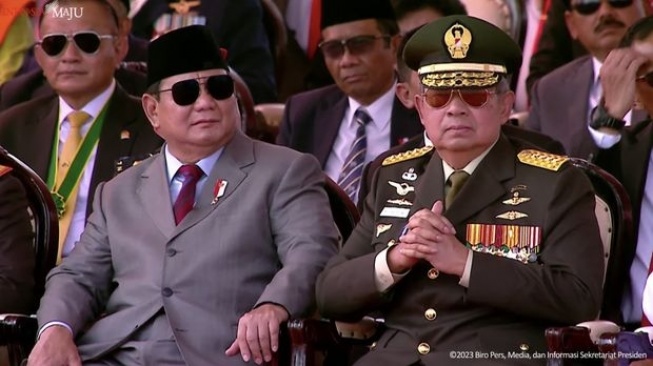 Presiden RI ke-6 Susilo Bambang Yudhoyono (SBY) menghadiri HUT TNI ke-79 di Monas, Kamis (5/10/2023). [X]