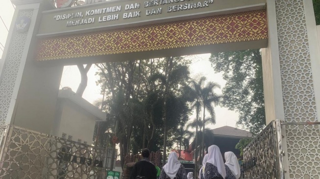 Pelajar SMA Negeri 3 Palembang masih mengelar pembelajaran tatap muka 