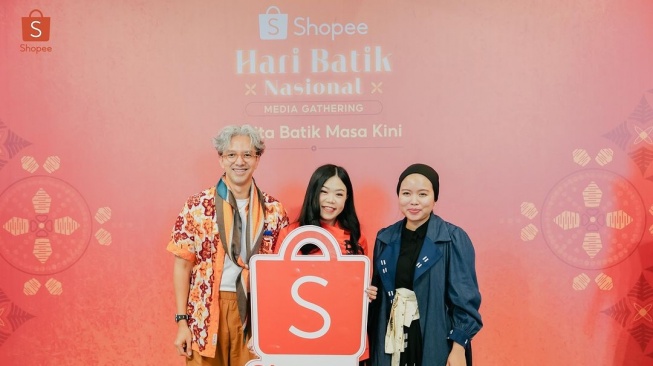 Shopee Terus Berkomitmen Dukung UMKM Batik Lokal untuk Berdaya Saing Global