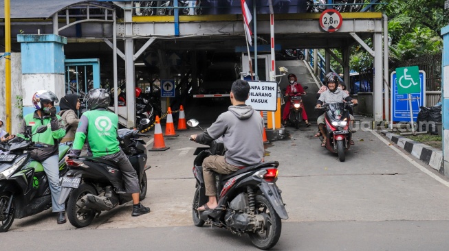 Viral Parkir Rp50 Ribu di Kayutangan, Ternyata Cuma Bercanda?