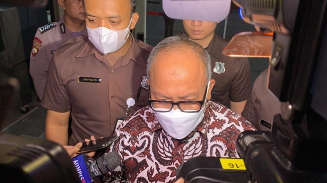 Sama Mujurnya dengan SYL, Eks Sekjen Kementan Kasdi Subagyono Divonis Ringan 4 Tahun Bui