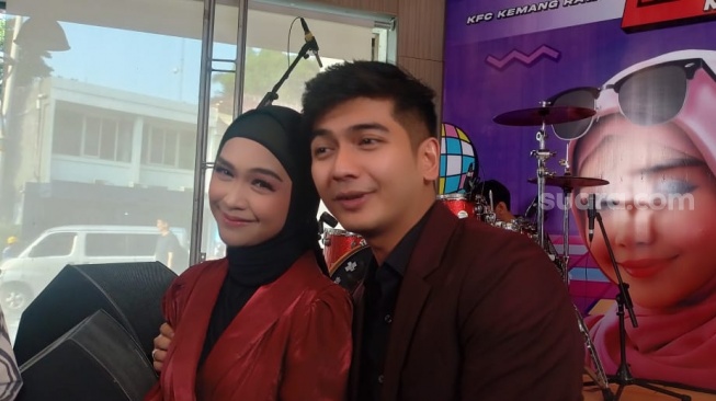 Ria Ricis dan Teuku Ryan Bikin Lagu Aku dan Dirimu jadi Up Beat, Asyik Dibikin Joget