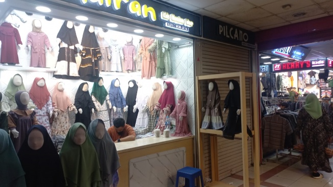 Ibarat Luka Belum Kering: Nestapa Pedagang Tanah Abang, Usai Diterpa Pandemi Dihantam Tiktok Shop