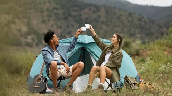 Bermalam di Alam! Ini 4 Spot Camping Terbaik di Yogyakarta