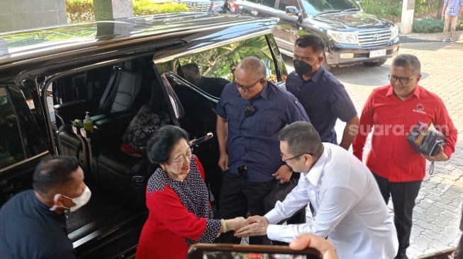 Disambut HT, Megawati Rapat Tertutup Bareng Tim Pemenangan Ganjar Presiden