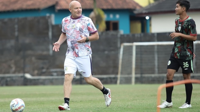 Akui PSS Sleman Bukan Favorit, Bertrand Crasson: Ini Laga Sulit, Tapi Kami Siap Bikin Susah Persib