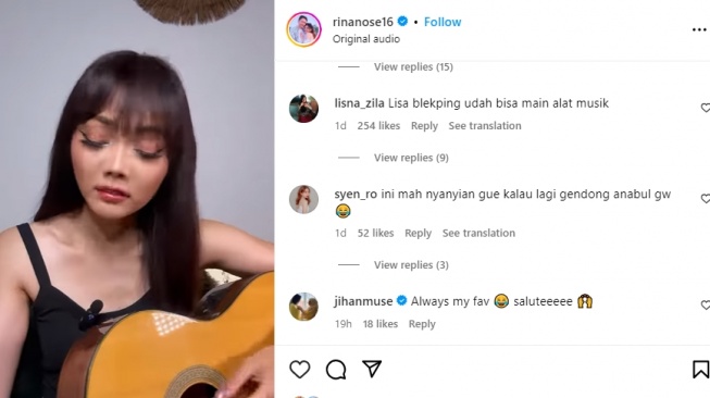 Potret Cantik Rina Nose Dandan ala Lisa BLACKPINK. (Instagram/rinanose16)