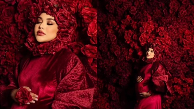 Pemotretan Maternity Bertema Mawar Merah Aurel Hermansyah (Instagram Erich Al Amin)