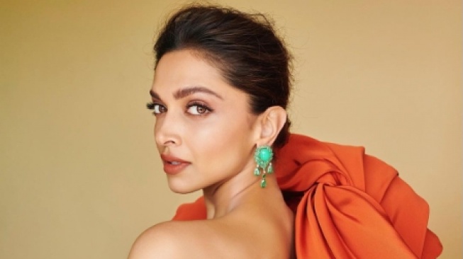 5 Artis Bollywood Berzodiak Capricorn, Ada Deepika Padukone dan Salman Khan