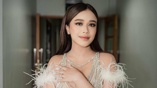 Percaya Mitos, Brisia Jodie Takut Bikin Lagu Galau