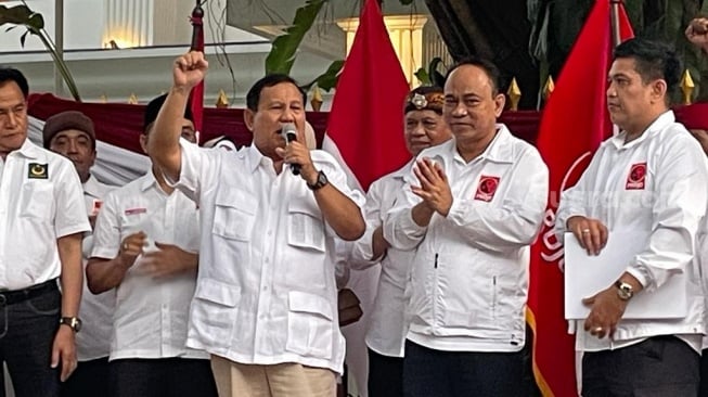 Gibran Nongol Sebentar di Rakernas VI Projo Hingga Prabowo Resmi Dapat Dukungan Relawan Jokowi