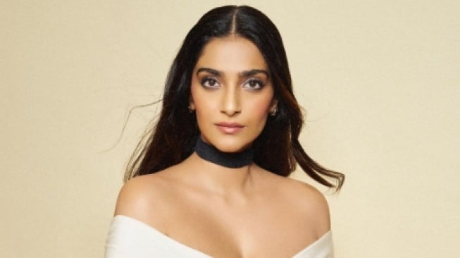 5 Artis Bollywood Berzodiak Gemini, Ada Sonam Kapoor yang Mudah Bergaul?