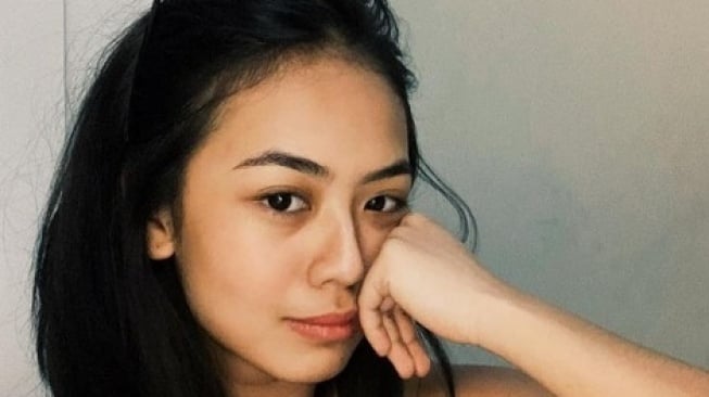 Profil dan Agama Azela Putri, Artis yang Disebut-sebut Pacar Baru Fadly Faisal