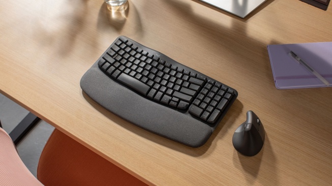 Wave Keys. [Logitech]