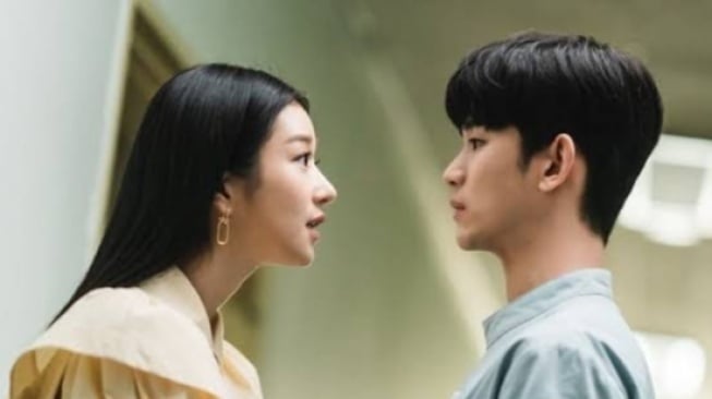 5 Karakter Wanita Drama Korea yang Mencintai Prianya dengan Ugal-ugalan