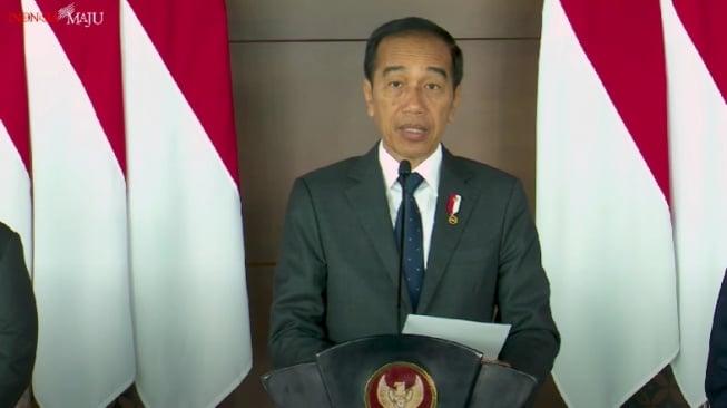 Jokowi Angkat Topi Untuk China Karena Masifnya Investasi di RI