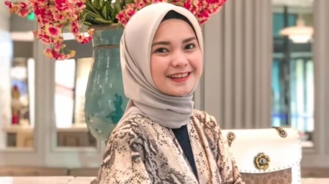 Potret Karina Dinda Lestari, Dokter Muda yang Viral Dipergoki Suaminya Selingkuh (TikTok)