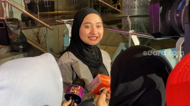 Ingin Move On, Nadzira Shafa Tak Mau Lagi Lihat Foto Mendiang Ameer Azzikra