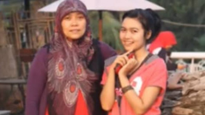 Tuti Suhartini (55) and Amelia Mustika Ratu (23), murder victims in Subang.  (special)