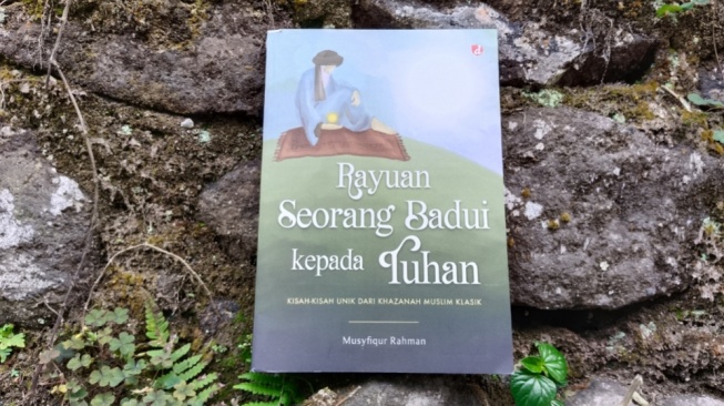 Alasan Tidak Suka Berteman dalam Buku 'Rayuan Seorang Badui kepada Tuhan'