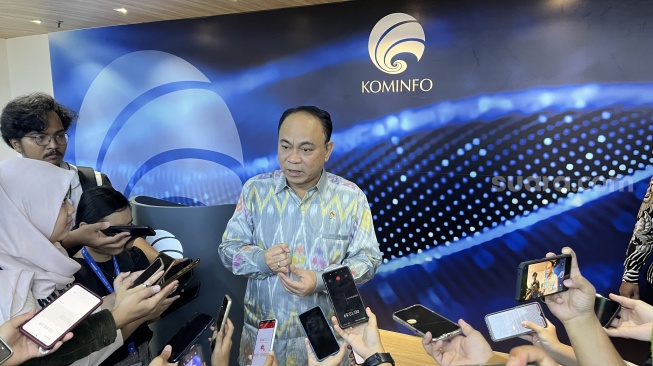 Menteri Kominfo saat memaparkan data penanganan judi online pada Kantor Kominfo, Jakarta, Jumat (20/10/2023).