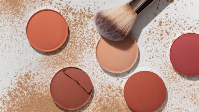 2 Tips Memilih Cream dan Powder Blush yang Cocok untuk Jenis Kulitmu