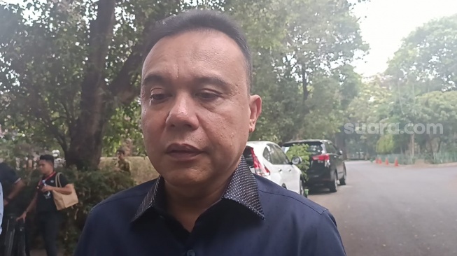 Ditanya Gibran Sudah Kantongi Izin dari Megawati, Dasco Gerindra Pilih Melengos