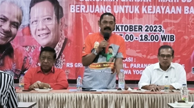 Tak Perlu Tanggapi Gibran Rakabuming Raka, Mantan Wali Kota Solo Ini Minta Relawan Fokus Menangkan Ganjar-Mahfud