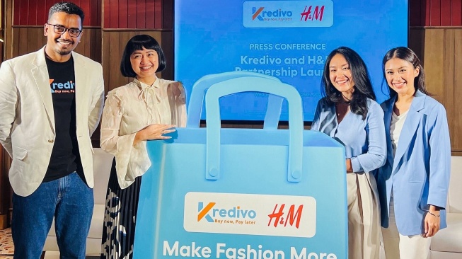 Belanja di H&M Sekarang Sudah Bisa Pakai Kredivo