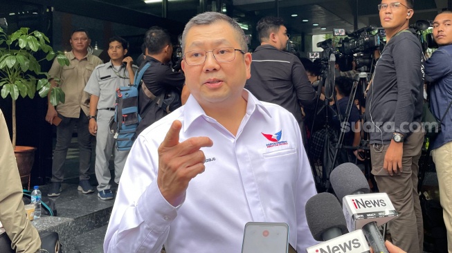 Ketua Umum DPP Partai Perindo Hary Tanoesoedibjo. (Suara.com/Bagaskara)