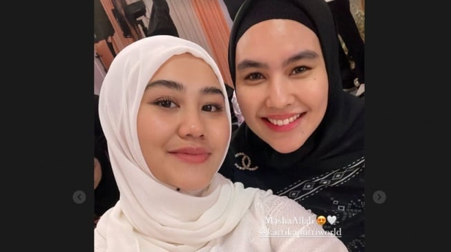 Aaliyah Massaid dan Kartika Putri (instagram)