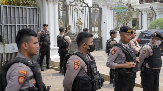 9 Potret Penampakan Safe House Ketua KPK Firli Bahuri, Bak Istana di Sinetron